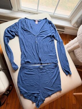 Women’s Blue Long-Sleeve Henley Top & Shorts Sleep Set